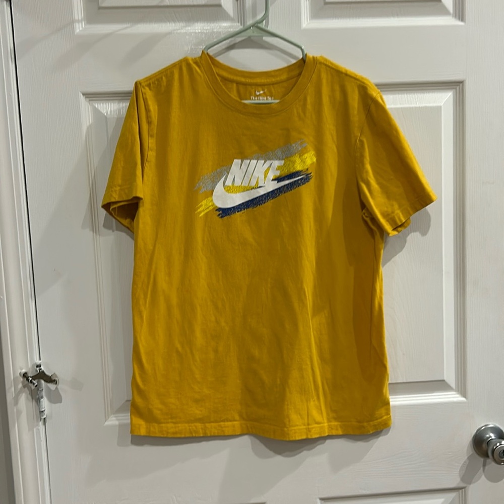 Nike men’s cotton tee. Gold with blue and white trim.  Great condition
